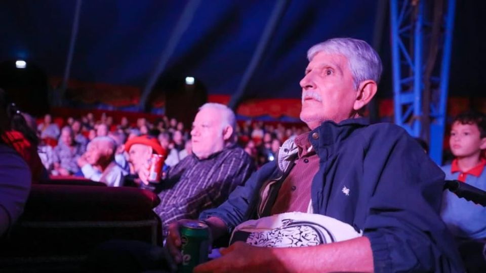 Disfrutan del circo residentes del DIF Sinaloa