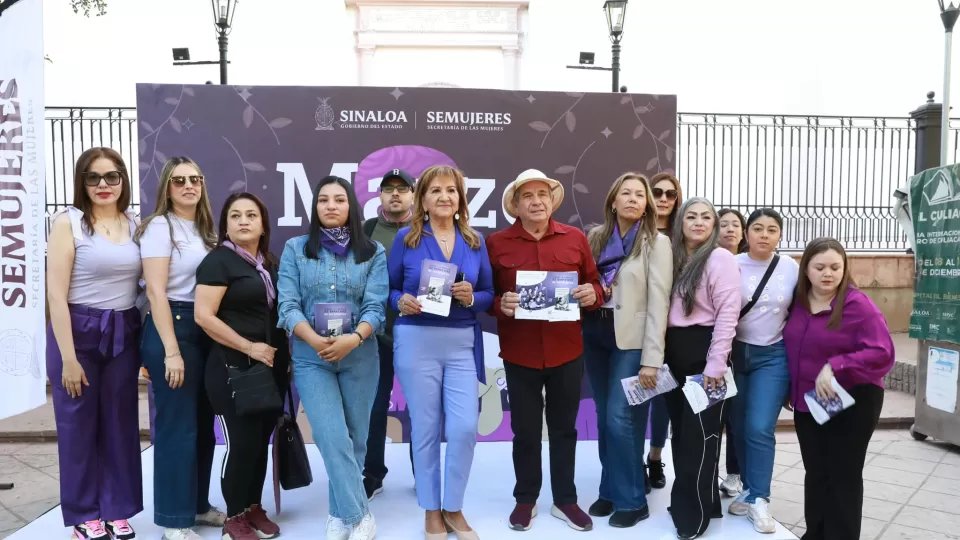 Entregan Cartilla de Derechos de Las Mujeres en los 20 municipios del estado