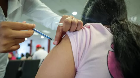 DIF Sinaloa mantiene su servicio permanente de vacunación