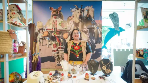 Artesanos sinaloenses participan en la exposición "Manos Creativas" en Punto México