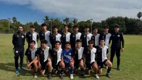 Toros del Atlético Español cae en reñido cotejo ante Dorados Fuerzas Básicas por marcador de 5-4