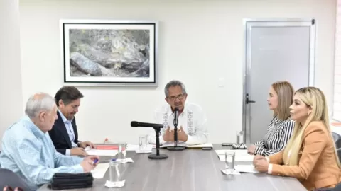Analizan iniciativas sobre salud mental, protección infantil en escuelas y las unidades de apoyo a la educación