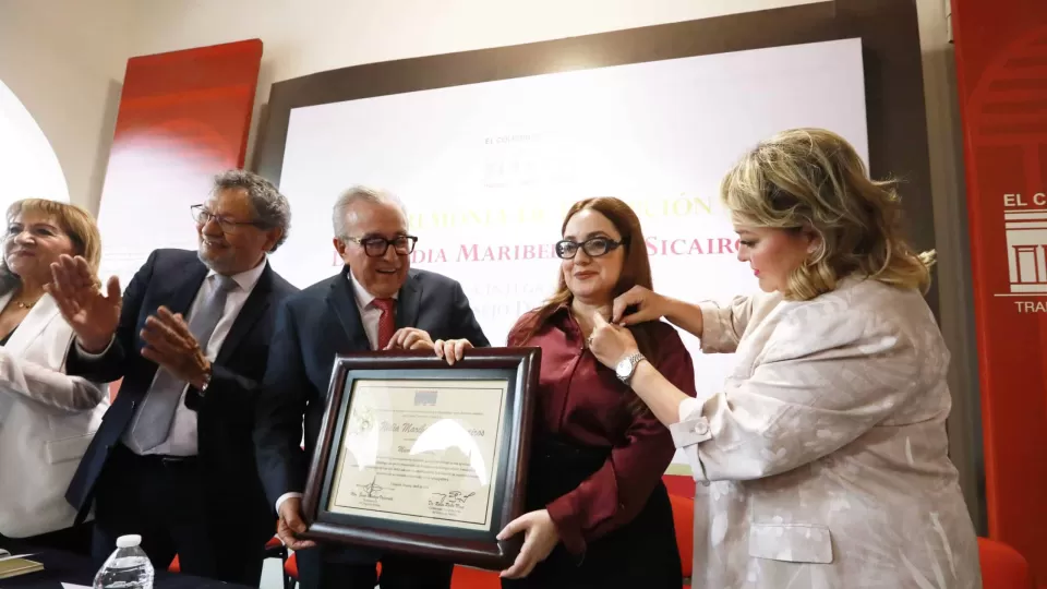 Celebran ceremonia de recepción de la doctora Nidia León Sicairos como nueva integrante del Colegio de Sinaloa