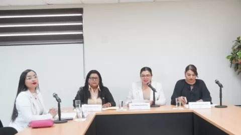Comisión de Cultura y Artes del Congreso aprobó la presentación del libro “Así no es”, de la escritora Viri Ríos