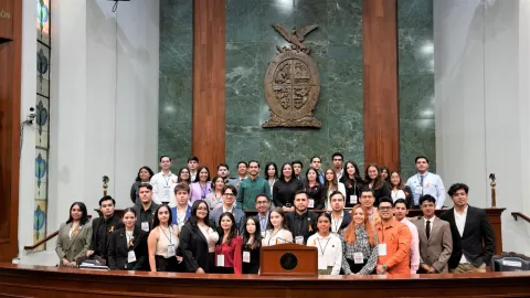 Trabajar por las mujeres, mascotas, medio ambiente y juventud, proponen diputadas y diputados juveniles