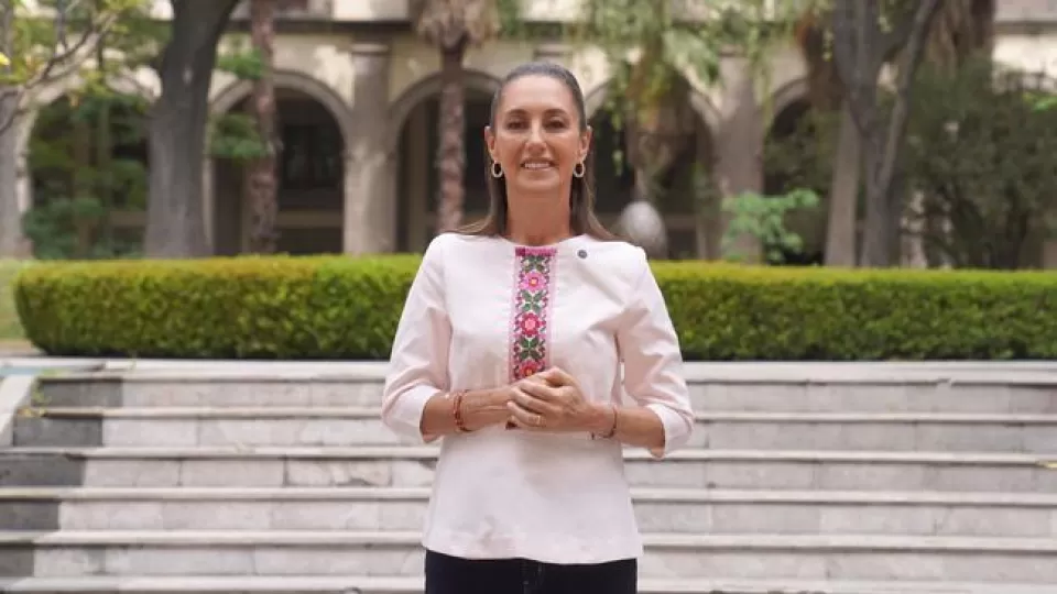 Presidenta felicitó a todas las madres mexicanas en su día