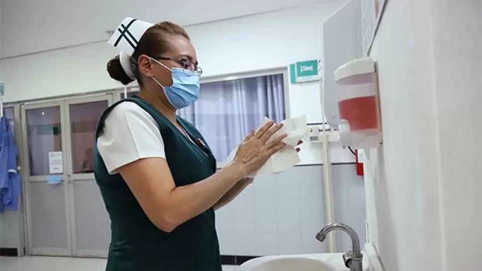 La Presidenta felicitó y agradeció a todas las enfermeras y enfermeros del país en su día