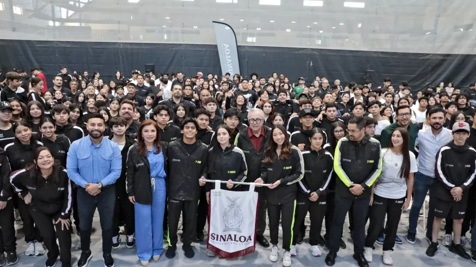 Abanderan a la delegación sinaloense rumbo a  la Olimpiada Nacional