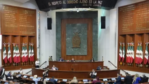 En Tribuna del Congreso del Estado debaten sobre elección del Poder Judicial