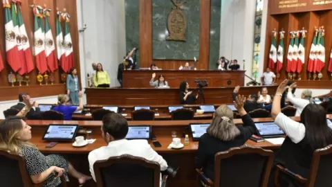 Congreso da lectura a cuatro iniciativas: una busca garantizar distribución gratuita de artículos de gestión menstrual