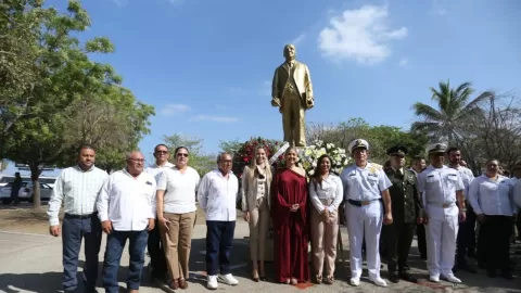 Conmemoran en Mazatlán 138 aniversario del natalicio de Genaro Estrada Félix