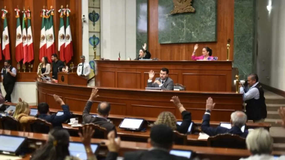 Dan lectura a dos iniciativas en Congreso; una busca garantizar la participación política libre y plena de las mujeres