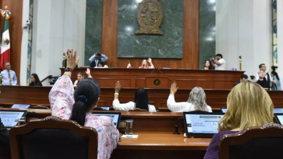Congreso del Estado da lectura a dictamen que tipifica como delito el uso de “ponchallantas”