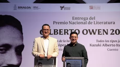Reciben José Roberto López y Kazuki Ito Cervera, el Premio Gilberto Owen 2025