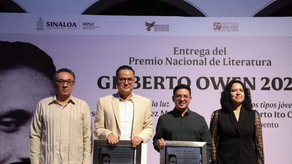 Reciben José Roberto López y Kazuki Ito Cervera, el Premio Gilberto Owen 2025