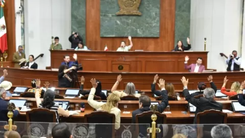 Aprobó Congreso del Estado cárcel y multas a quienes fabriquen y usen “ponchallantas”
