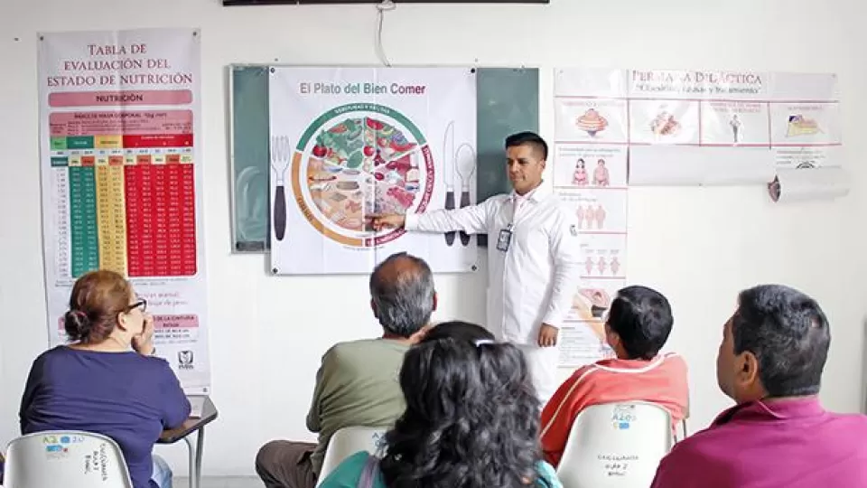 Alerta IMSS peligros de la acumulación de grasa en el hígado, puede causar cirrosis e incluso cáncer