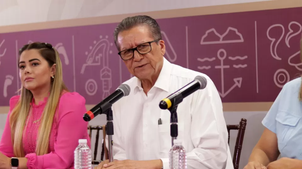 Sinaloa se sumará de inmediato a la política federal para reducir al mínimo los trámites municipales y estatales