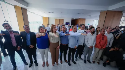 Gobernador tomó protesta a los integrantes del Consejo Directivo de la CIRT Sinaloa