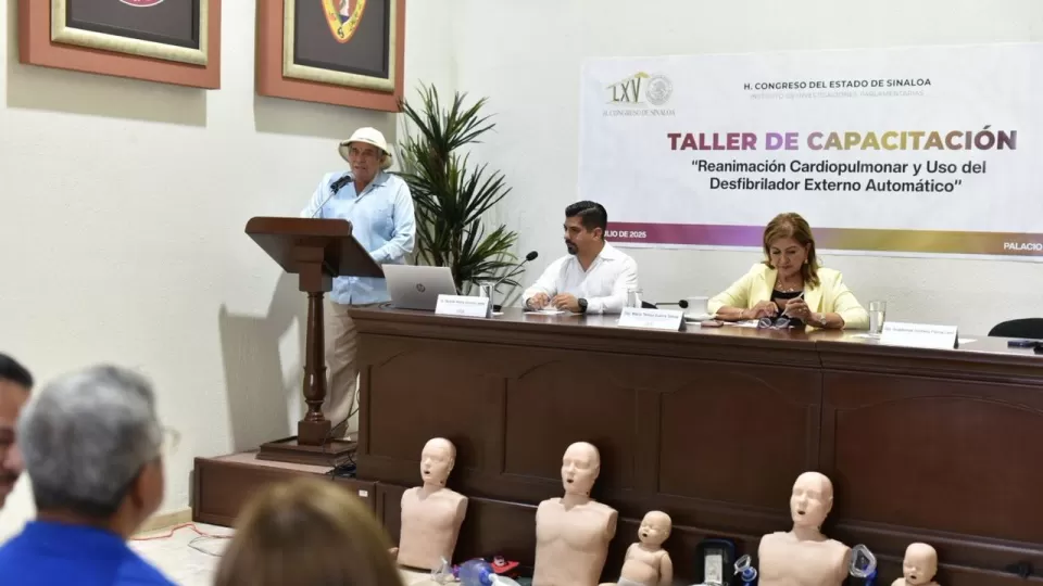 Congreso del Estado recibe capacitación sobre reanimación cardiopulmonar y uso del desfibrilador externo automático