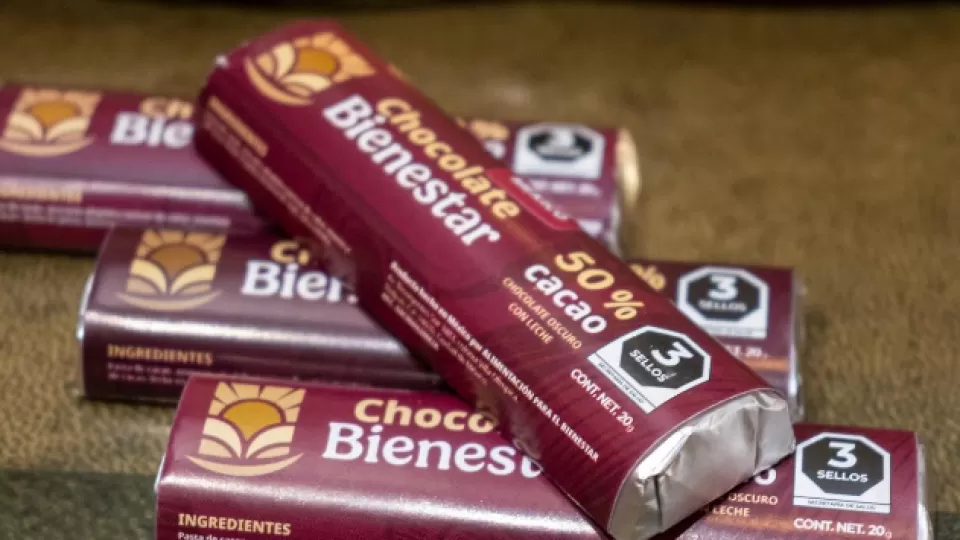 Presentan productos Hecho en México: Chocolates Bienestar, en sus diferentes presentaciones