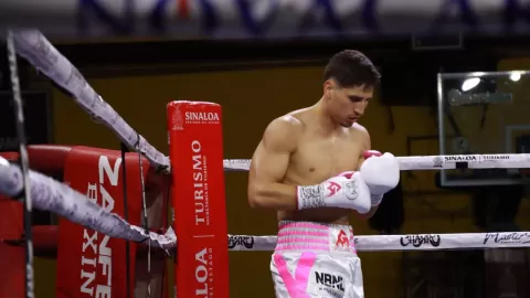 Triunfa el mazatleco Marco Verde en su pelea contra el colombiano Cristian Camilo Montero