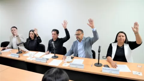 Comisión de Protocolo determina procedentes cuatro iniciativas de reformas y adiciones a diversas leyes