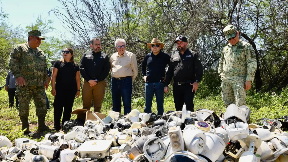 Encabezó Rocha Moya acto de incineración de narcóticos y destrucción de objetos del delito