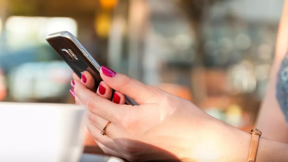 Los datos de tu celular no son ilimitados; entérate qué acciones los consumen