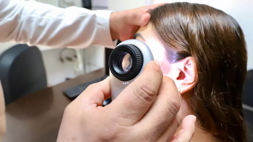 Emiten medidas preventivas para el cuidado de la piel durante esta época de calor