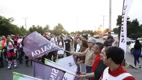 Más de mil ciclistas, corredores y patinadores participan en la Rodada y Carrera por la Paz y contra las Adicciones