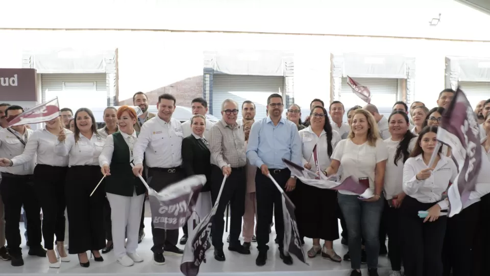 Gobernador da el banderazo de inicio de las Rutas de la Salud para abastecer Centros de Salud