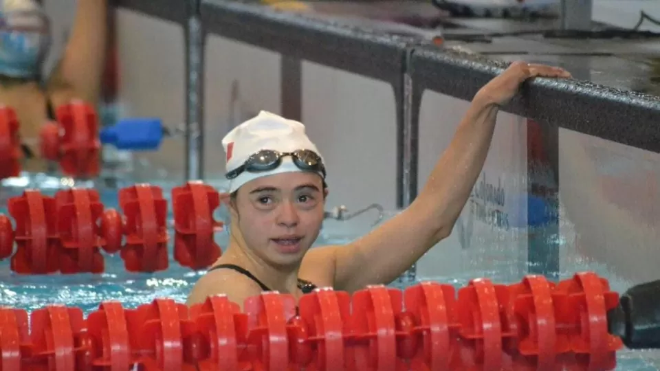 Nadadores mexicanos con síndrome de Down viajan al Mundial Virtus 2025, en Tailandia