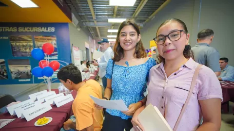 Más de mil vacantes en la Feria Nacional de Empleo para jóvenes en Culiacán