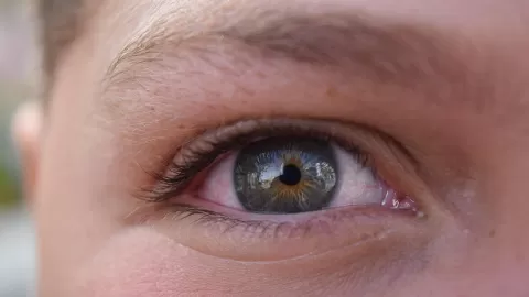 No todos son aptos para usar lentes de contacto, mejor visita al oftalmólogo para una valoración