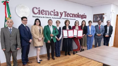 Secihti y COFEPRIS realizan alianza para impulsar ciencia y tecnología al servicio de la salud en México