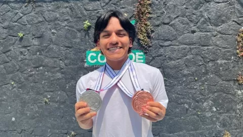 El mexicano Jesús Gutiérrez regresa con dos medallas mundiales y apunta a Los Ángeles 2028