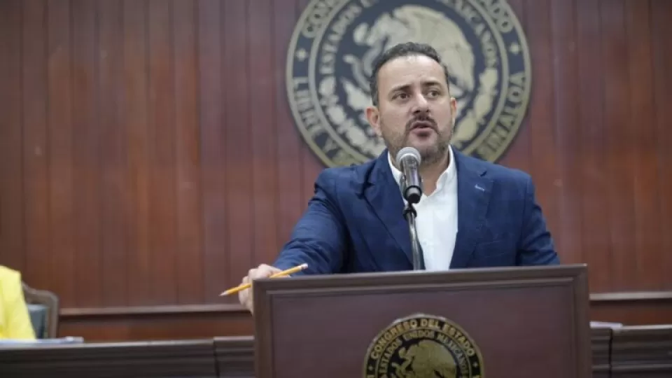 Legisladores y legisladora de Sinaloa debaten sobre reformas a la Ley de Amparo en México