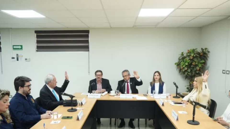 Comisión de Educación del Congreso del Estado se reúne con rectora de la UPSIN de Mazatlán