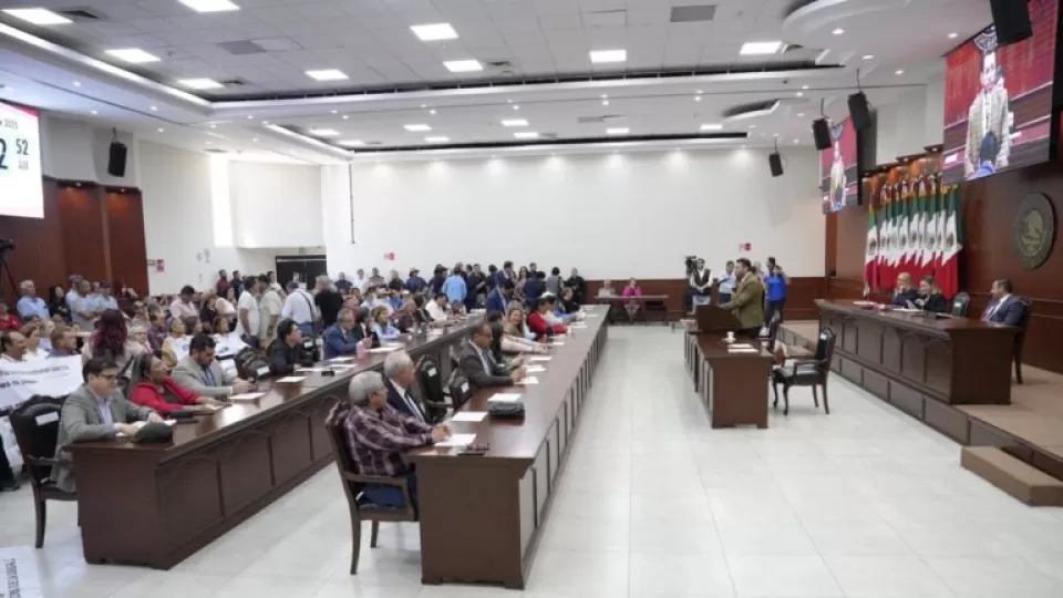 Diputadas y diputados dan lectura a cuatro nuevas iniciativas en Sesión Ordinaria