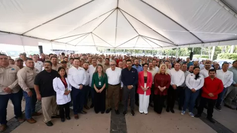 Se ha cumplido el compromiso de basificar y recodificar a personal del Sector Salud, afirmó Gobernador Rocha