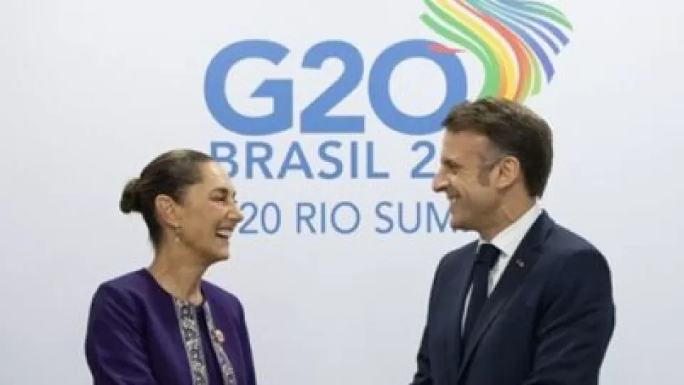 Sheinbaum confirma visita de Macron a México: repatriación de códices, prioridad clave en la agenda bilateral