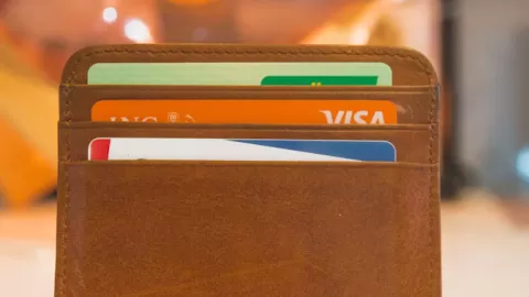 Morena propone fin a cobros por cancelación de tarjetas bancarias: la iniciativa que busca proteger tu bolsillo