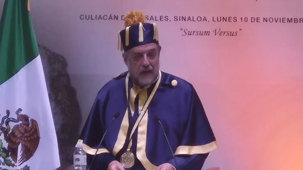 La UAS otorgó el día de hoy en ceremonia solemne el Doctorado  Honoris Causa al Dr. Francisco  Luciano  Concheiro Bórquez