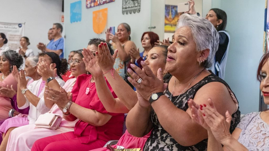 Emotiva 'Pasarela de la Vida' de la SSG en Guanajuato: Celebrando la Fortaleza de Sobrevivientes de Cáncer