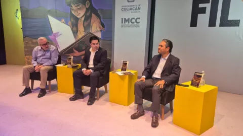 Sergio Mario Arredondo presenta libro de Héctor Ponce en Feria del Libro de Culiacán. Asiste Gobernador.