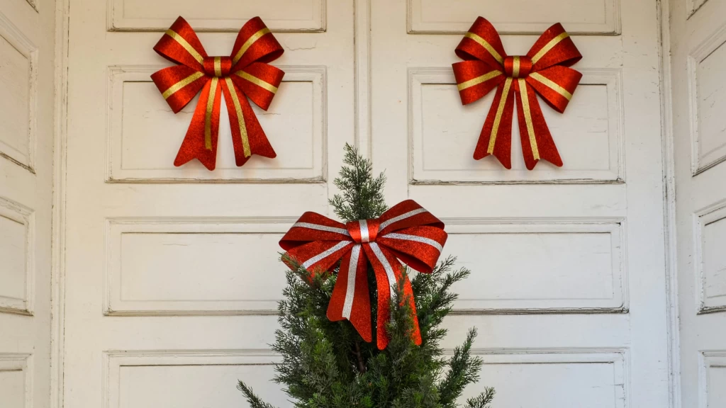 Adiós a la Estrella: Conoce la Nueva Tendencia que Reinventará tu Árbol de Navidad 2025