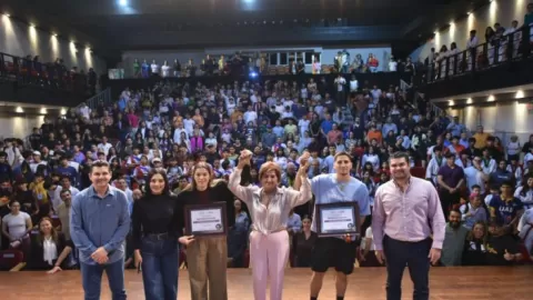 “El deporte, herramienta de transformación social y construcción de paz”: Tere Guerra en Conversatorio con Rosario Espinoza y Marco Verde