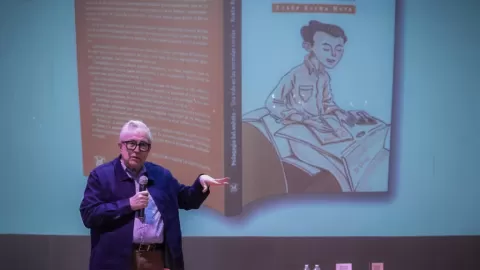 ”Mi mayor orgullo es ser normalista rural”: afirma Dr. Rubén Rocha Moya, al presentar su libro Pedagogía del Anhelo