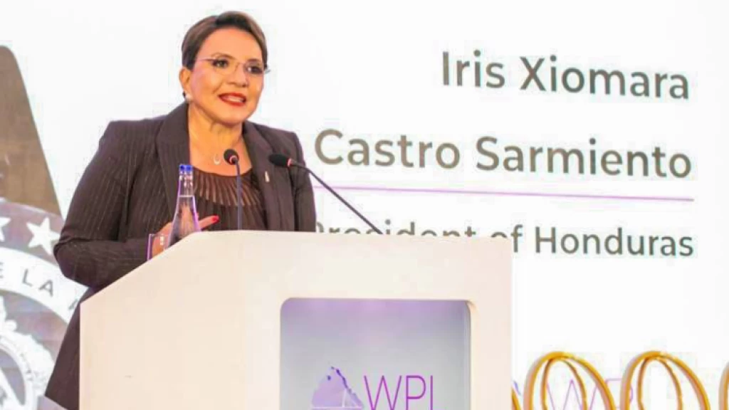 Presidenta de Honduras Xiomara Castro Arriba a México para Cita Clave con Sheinbaum: Fortalecimiento Bilateral y Agenda Migratoria